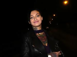 mariah mars gives herself a ride